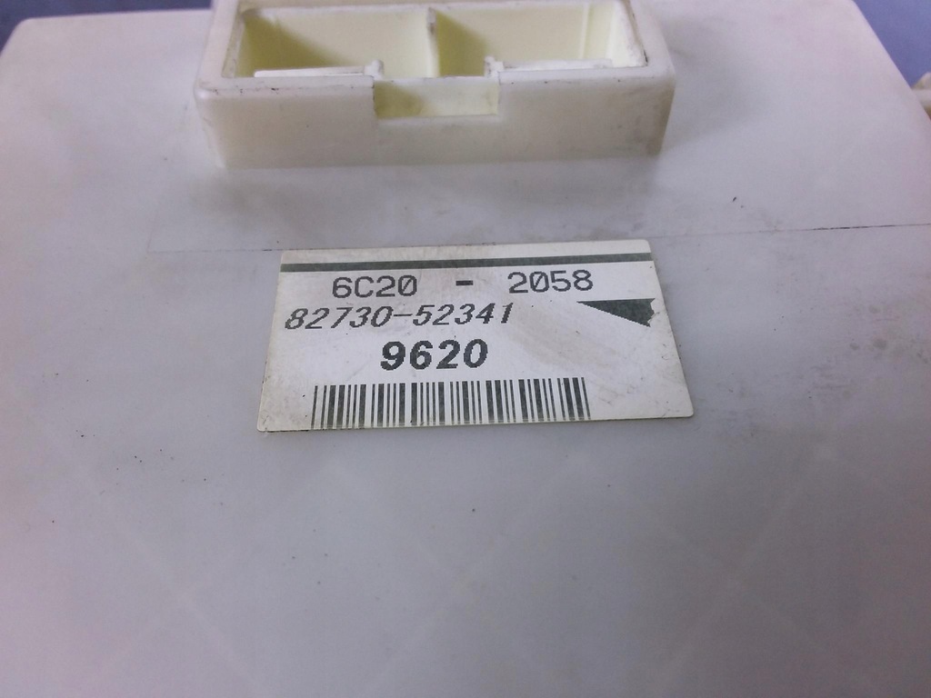 фото №4, Yaris ii коробка предохранителей 82730-52341