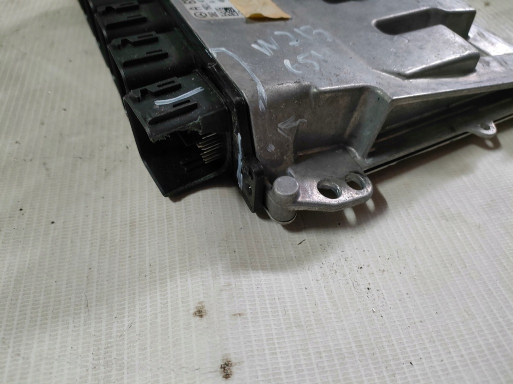 фото №7, Mercedes w213 бортовой компьютер блок управления двигателя a6549003200