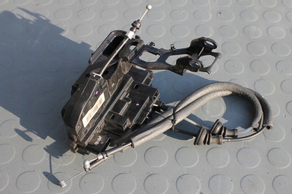 фото №5, Замок двері правий перед 7 pin santa fe ii 06-12