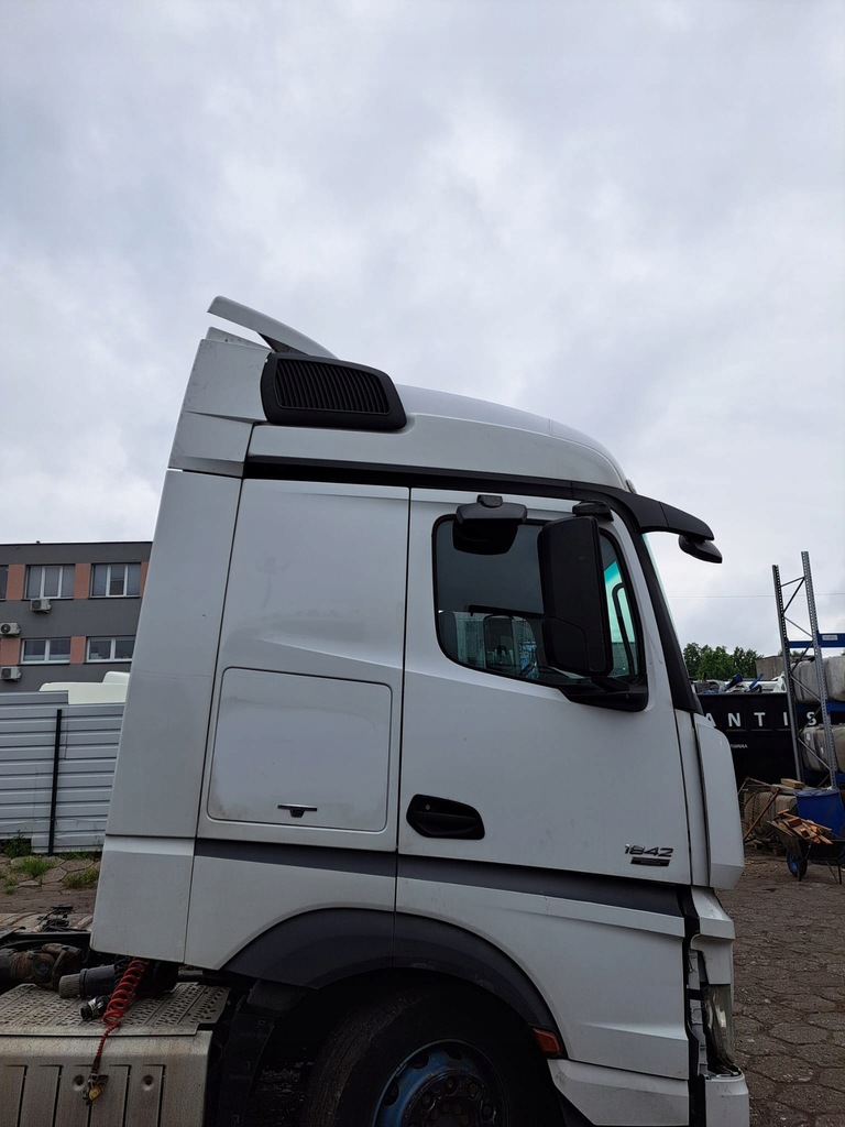фото №7, Комплектна кабіна mercedes actros mp4 euro