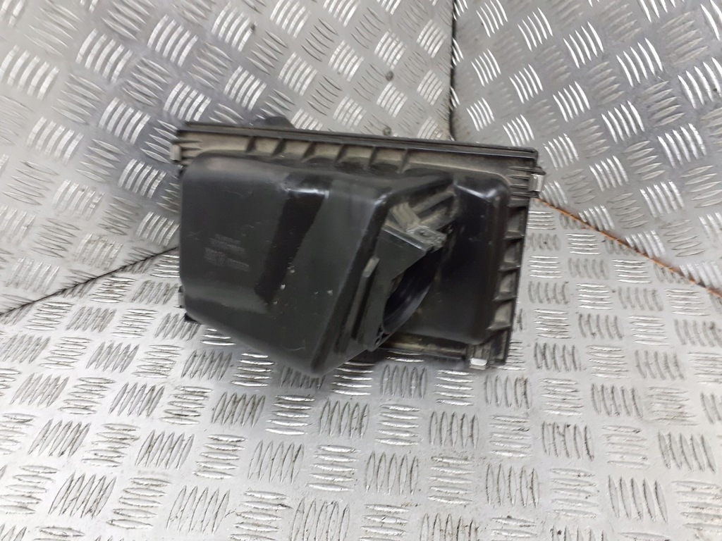 фото №1, Корпус фільтра повітря primera p12 1.9 dci