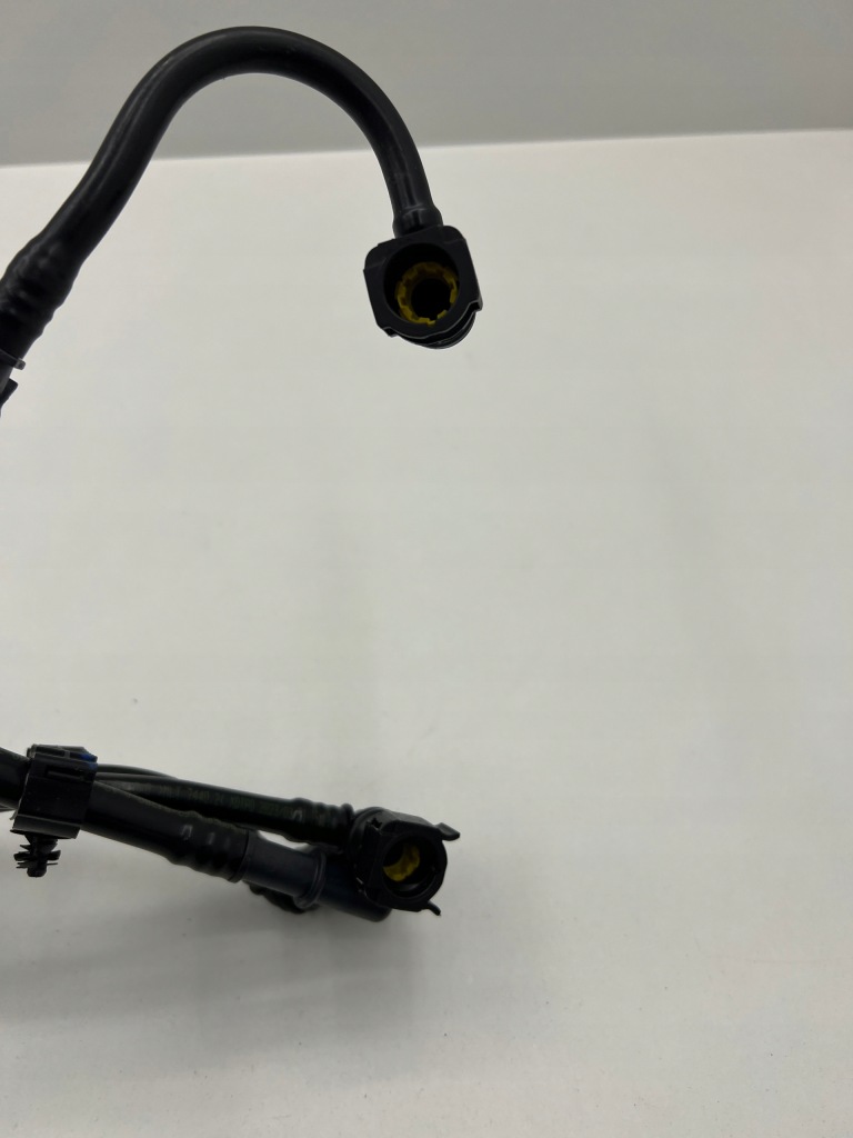 Оригинальный шланг топливный range rover sport 3 l461 2022- с Разборки