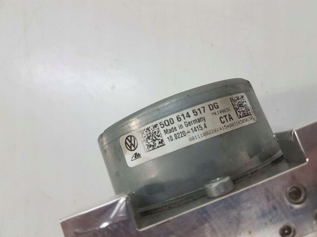 Skoda superb iii 2.0 tdi насос abs 5q0614517dg Недорого