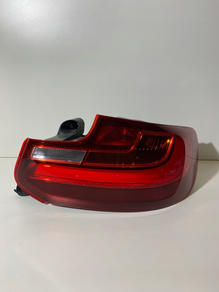 фото №1, Лампа задняя правая bmw 2 f22 f23 lci led 7295424-11