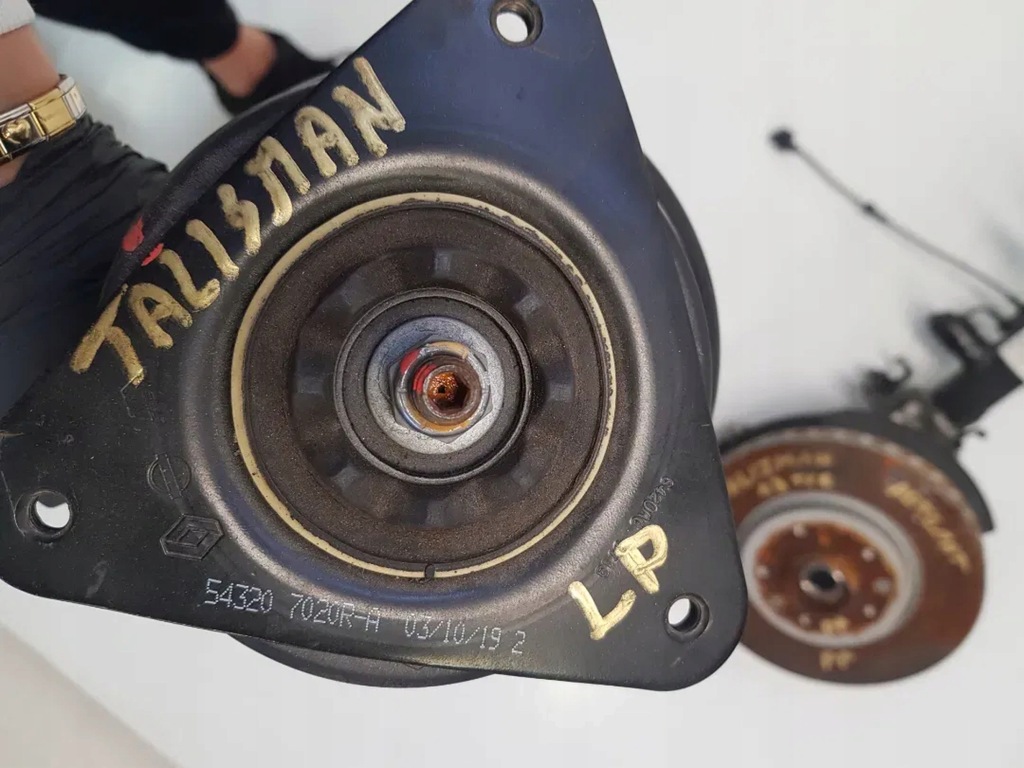 фото №8, Поворотный кулак амортизатор левый перед talisman 1.3tce автоматическая коробка передач 543035935r 5430245