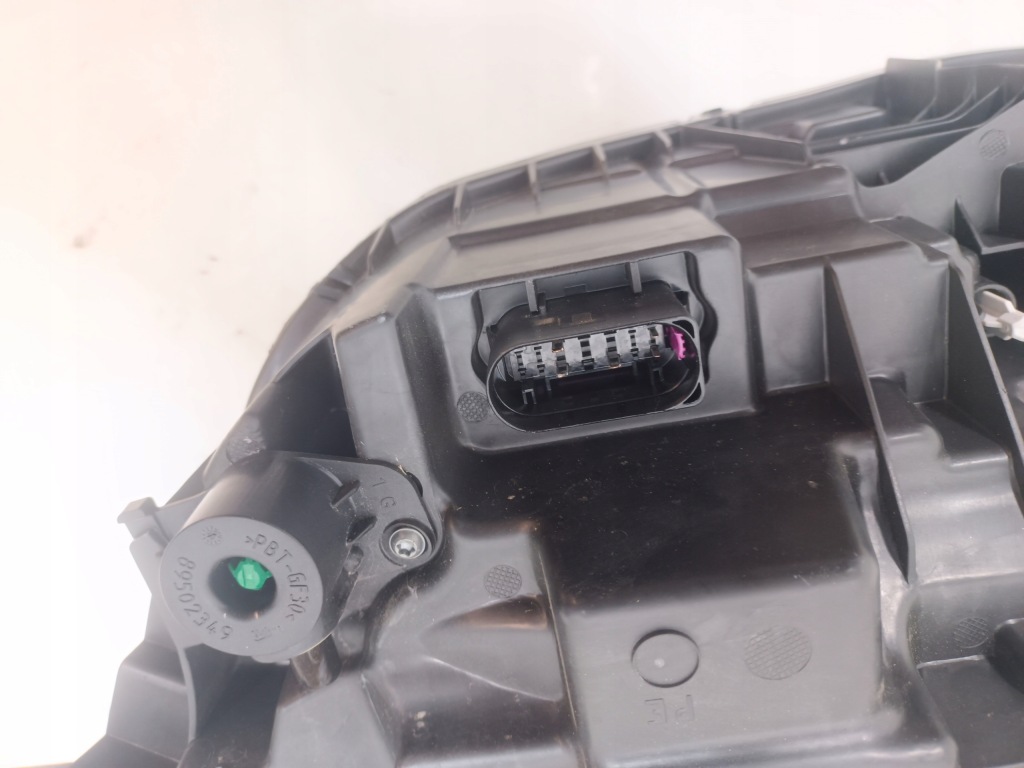 Volvo xc90 2 рестайлинг  22- фара full led правый перед 32404714 америка Цена