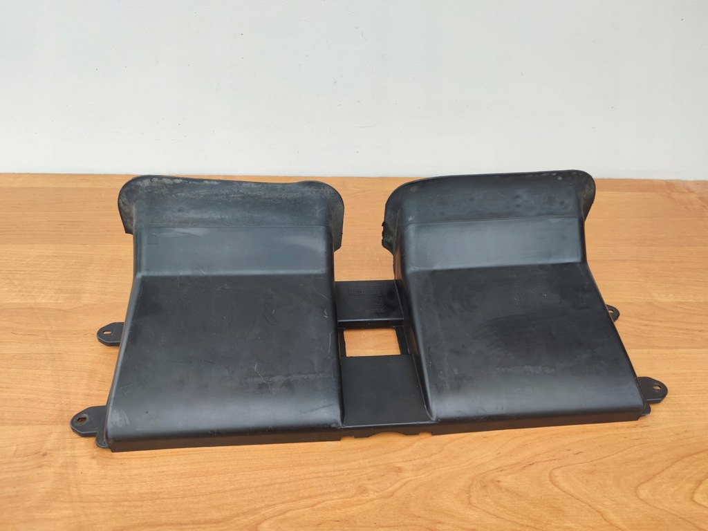 фото №2, Audi r8 впуск воздуха туннель канал 420121334