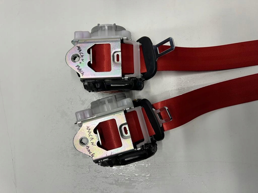 фото №5, Porsche macan ремені безпеки red 4x оригінал