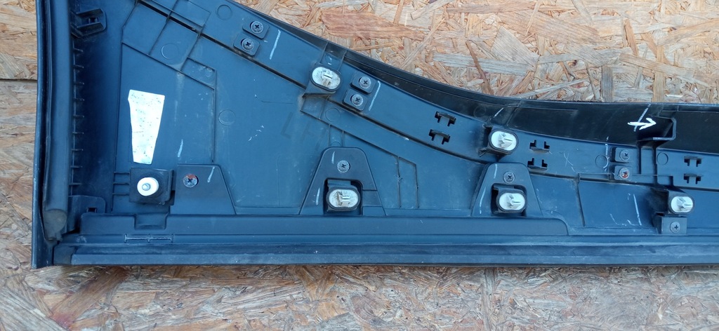 фото №11, Kia ev6 2021- молдинг накладка двері лівий задня ліва задня 87733-cv000