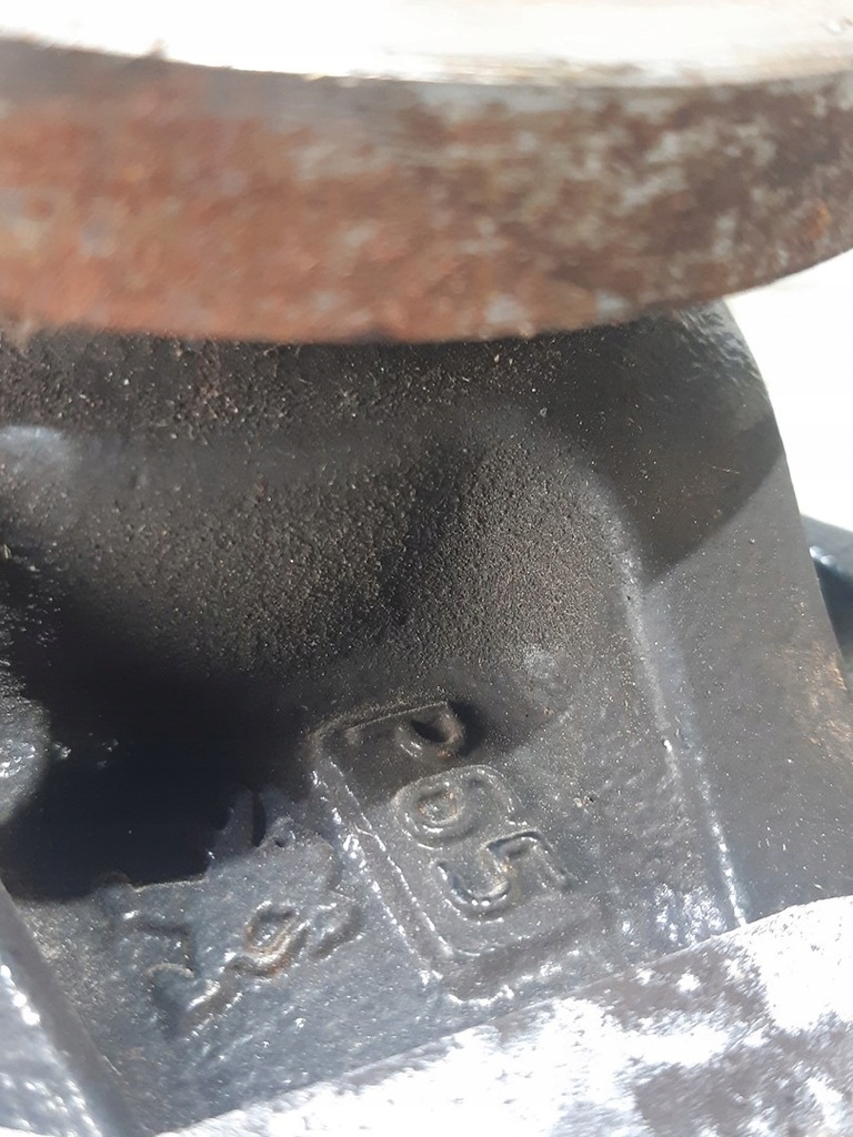 фото №3, Поворотный кулак ступица правый перед citroen c5 aircross