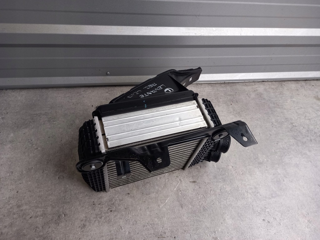 фото №5, Maserati levante интеркулер левый