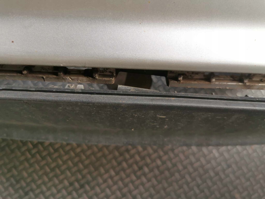 фото №8, Бампер задня mercedes w204 sedan pdc c775