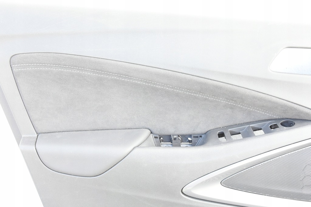 фото №3, Opel crossland lift 20- обшивка двері лівий перед