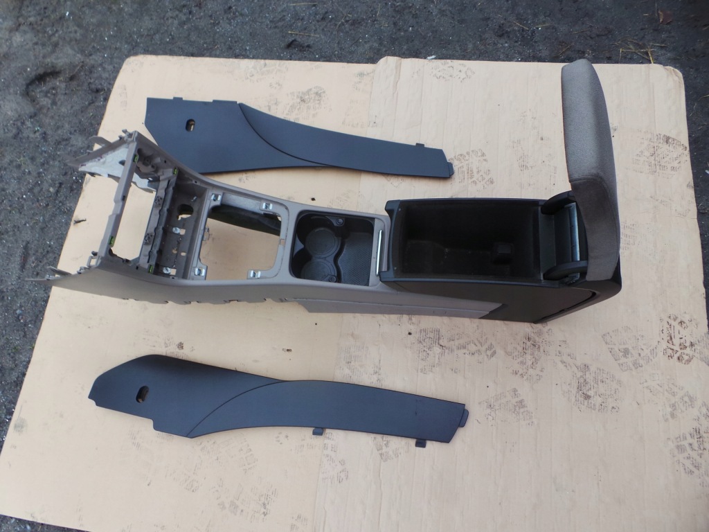 фото №4, Тунель середній підлокітник vw passat b6 світлий