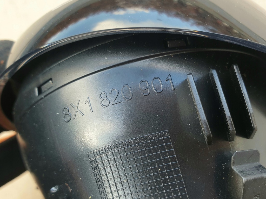 фото №5, Решётка обдув воздуха впуск audi a1 s1 8x 8x1820901