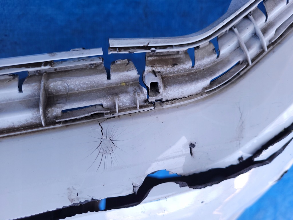 фото №8, Vw t-roc | бампер спойлер нижний перед передний решётка 2ga807221ag | 0492