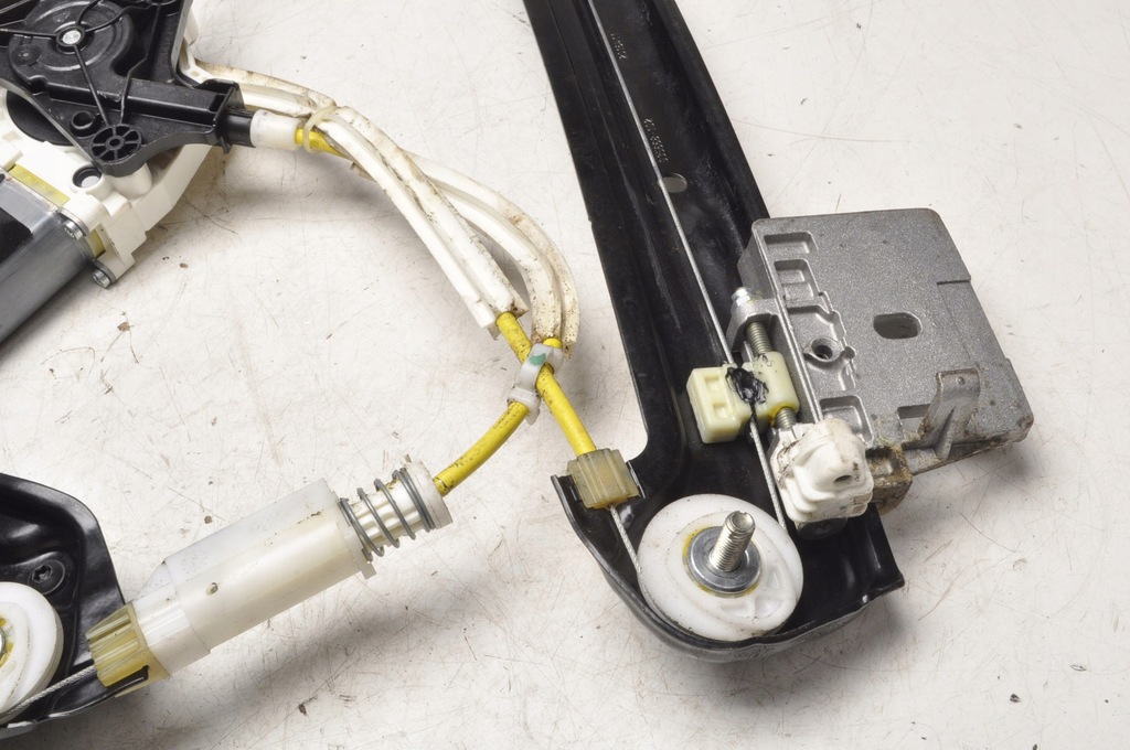 фото №7, Mercedes x117 w117 підйомник скло правий задня