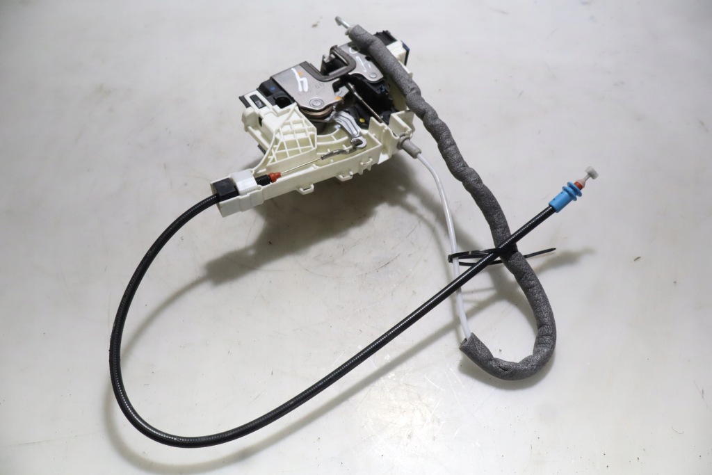 фото №3, Замок левый перед дверь volkswagen crafter i lift