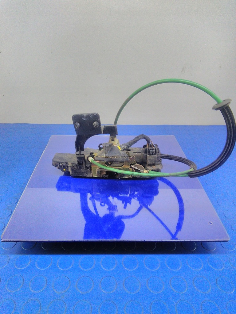 фото №1, Fiat stilo 1.6 16v замок дверь перед левый