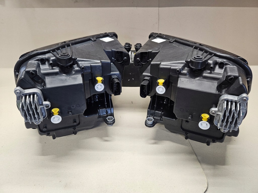 фото №7, Лампа правая левая передняя перед skoda karoq lift full led