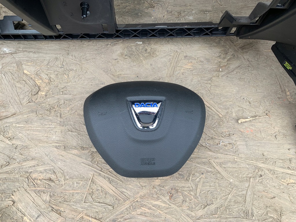 фото №5, Приборная панель консоль подушка безопасности ремни orginał dacia duster ii