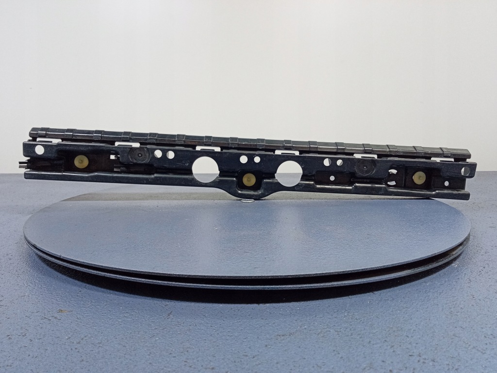 фото №1, Bmw 7 g11 g12 кронштейн напрямна поріг лівий 7357133