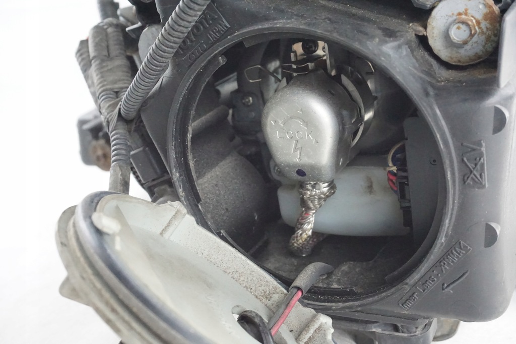 фото №11, Лампа правая ксенон lexus rx 300 330 350 400