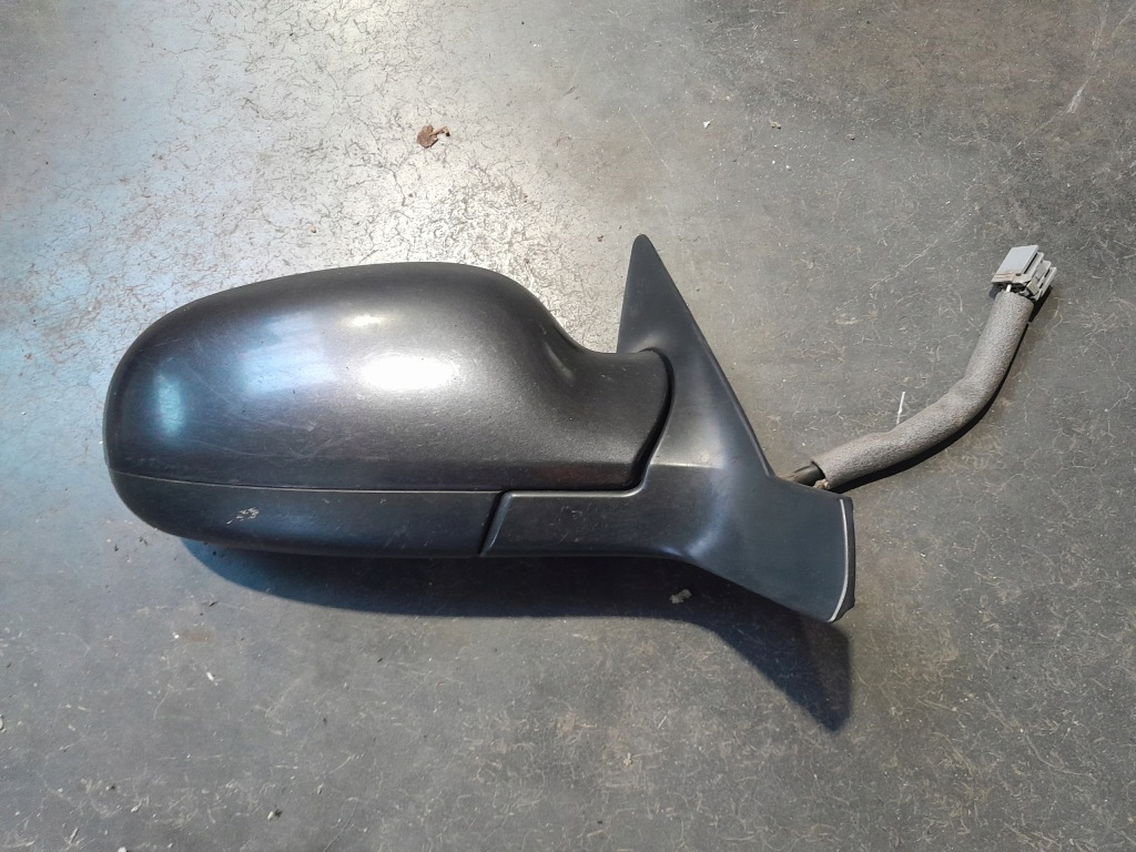 фото №2, Volvo s80 i 1999-2002 - зеркало правое 7 pin