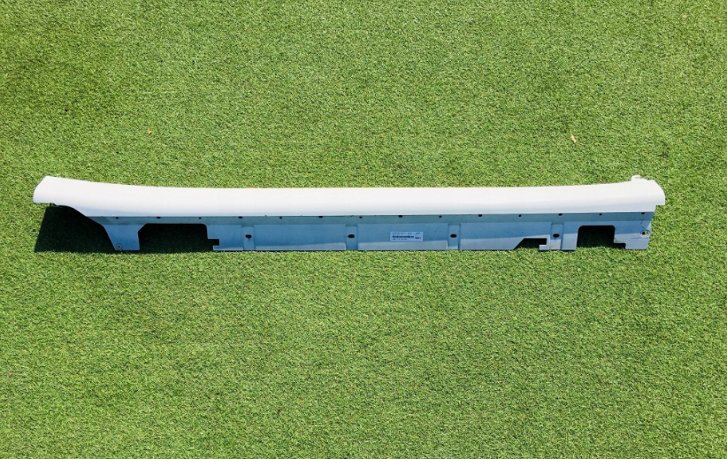 фото №1, Bmw x1 f48 m-pakiet молдинг порог правая