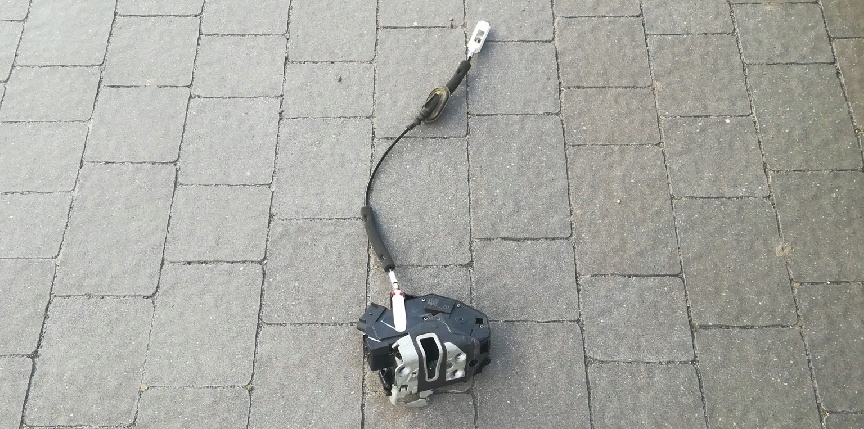 фото №1, Ford edge 2014- замок дверь передние правое