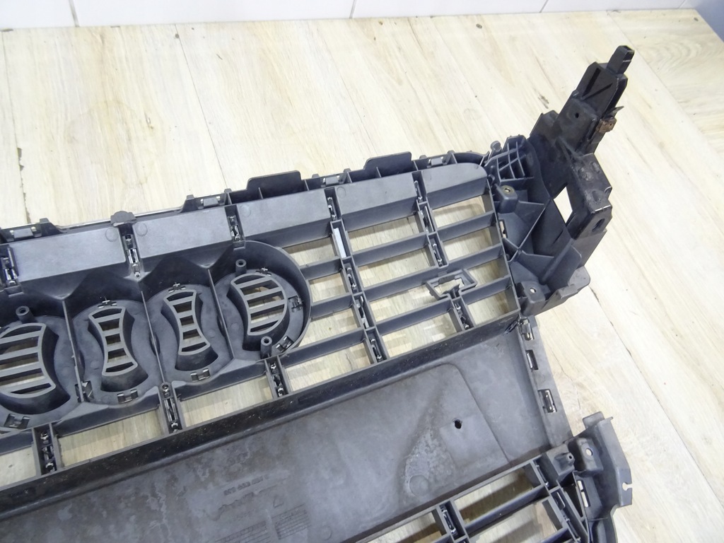 фото №10, Audi a5 8t przed lift решітка радіатора 8t0853651c