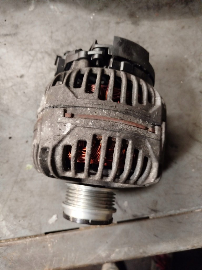 Купить Генератор vw passat b5 fl 028903031