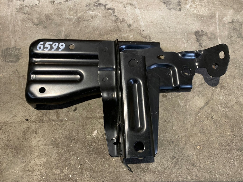 фото №1, Toyota yaris iv cross кронштейн кронштейн поперечина передній лівий 2 оригінал