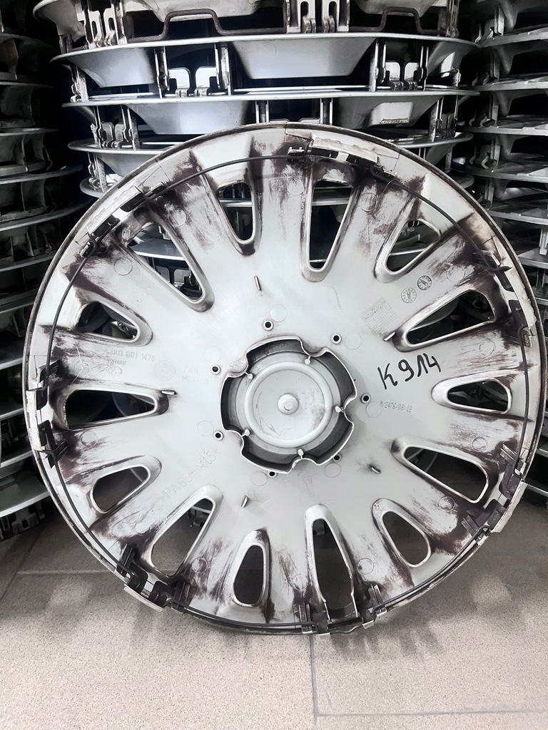 фото №7, Колпаки крышки vw b6 b7 touran оригинальные 16'' nr ik0 604 147 g