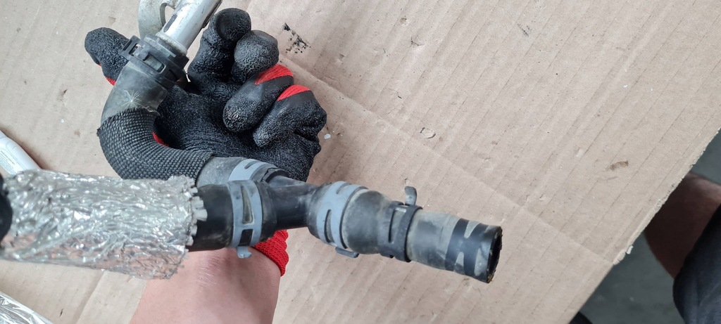 фото №10, Sq8 4m rsq8 q8 шланг трубка wąż wody 4.0 tfsi 4m0121487k sq7 4m q7