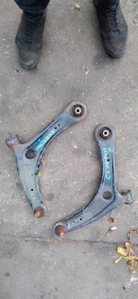 фото №1, Citroen c4 aircross рычаг перед передний правый