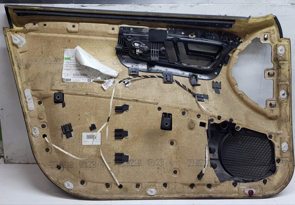 фото №2, Mercedes w221 обшивка обивка дверь правый перед