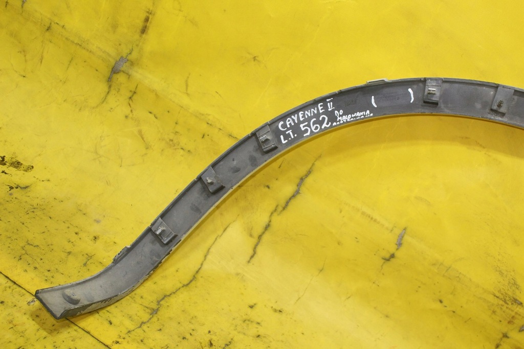 фото №8, Молдинг крыла левый задняя porsche cayenne ii 7p5853827d