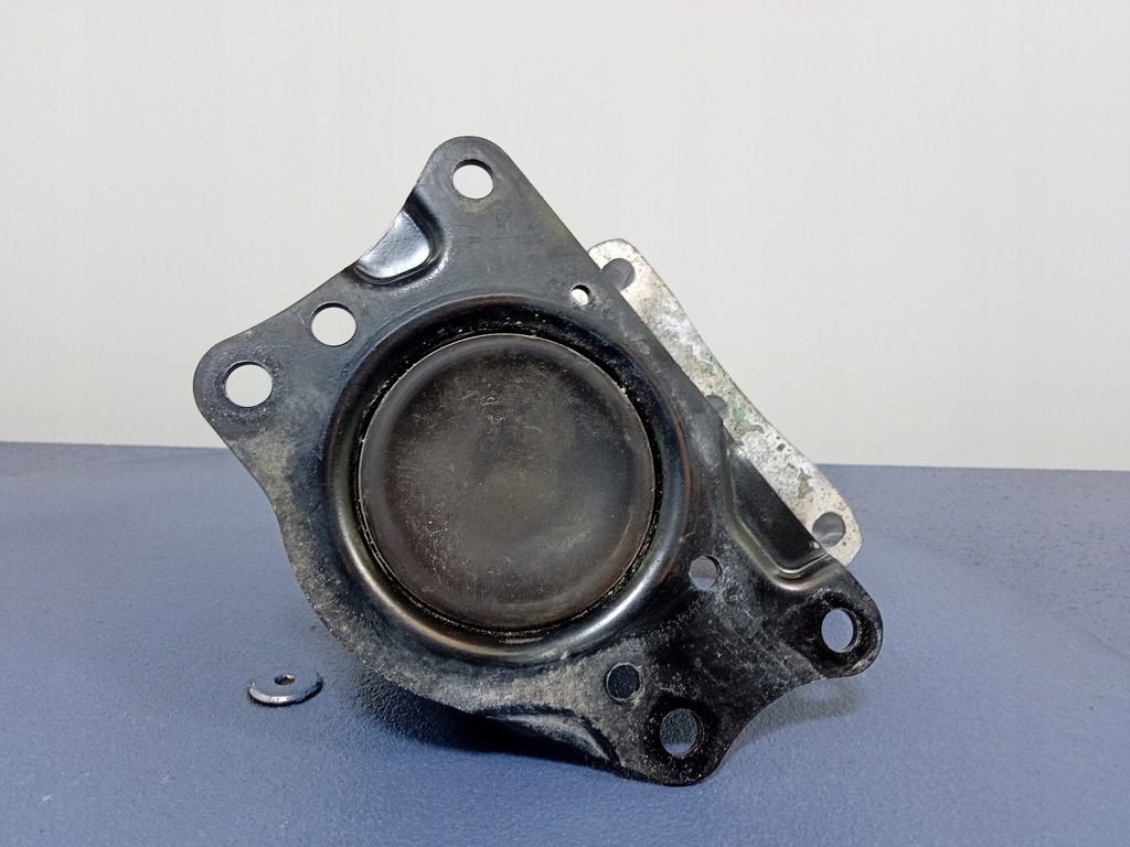 фото №4, Skoda rapid 1.2 tsi подушка кронштейн двигуна