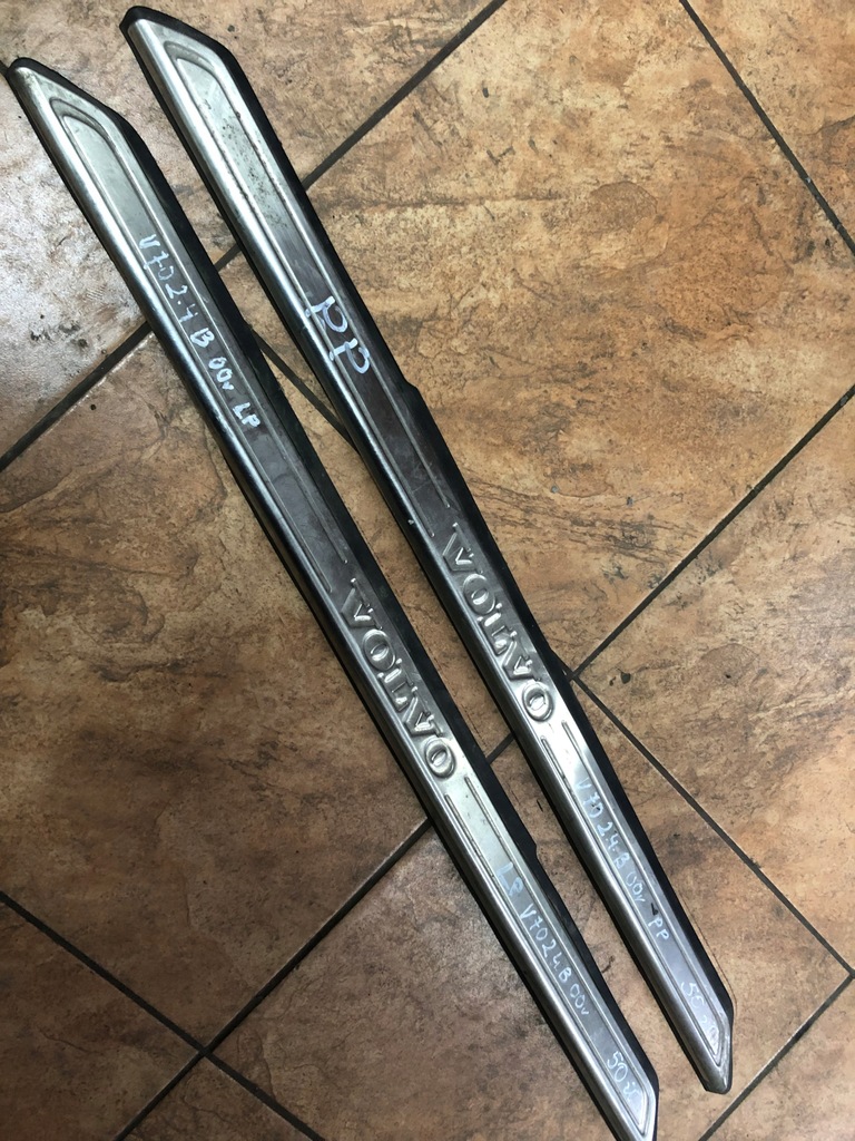 фото №6, Volvo v70 2.4b молдинг накладка поріг перед