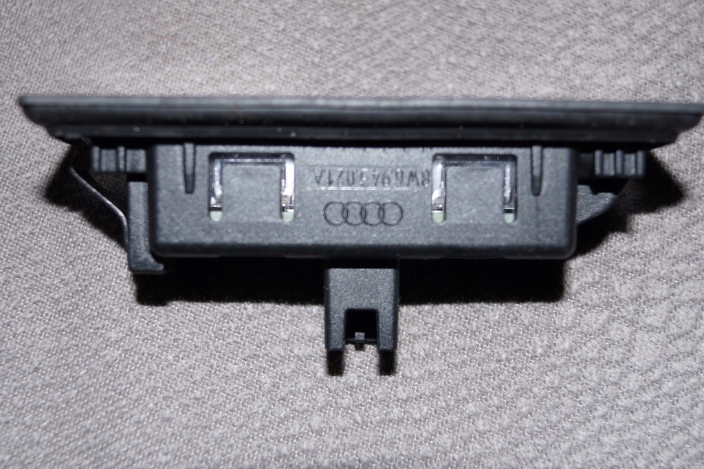 фото №1, Підсвітка номерного знака led audi a 5 8w6.943.021