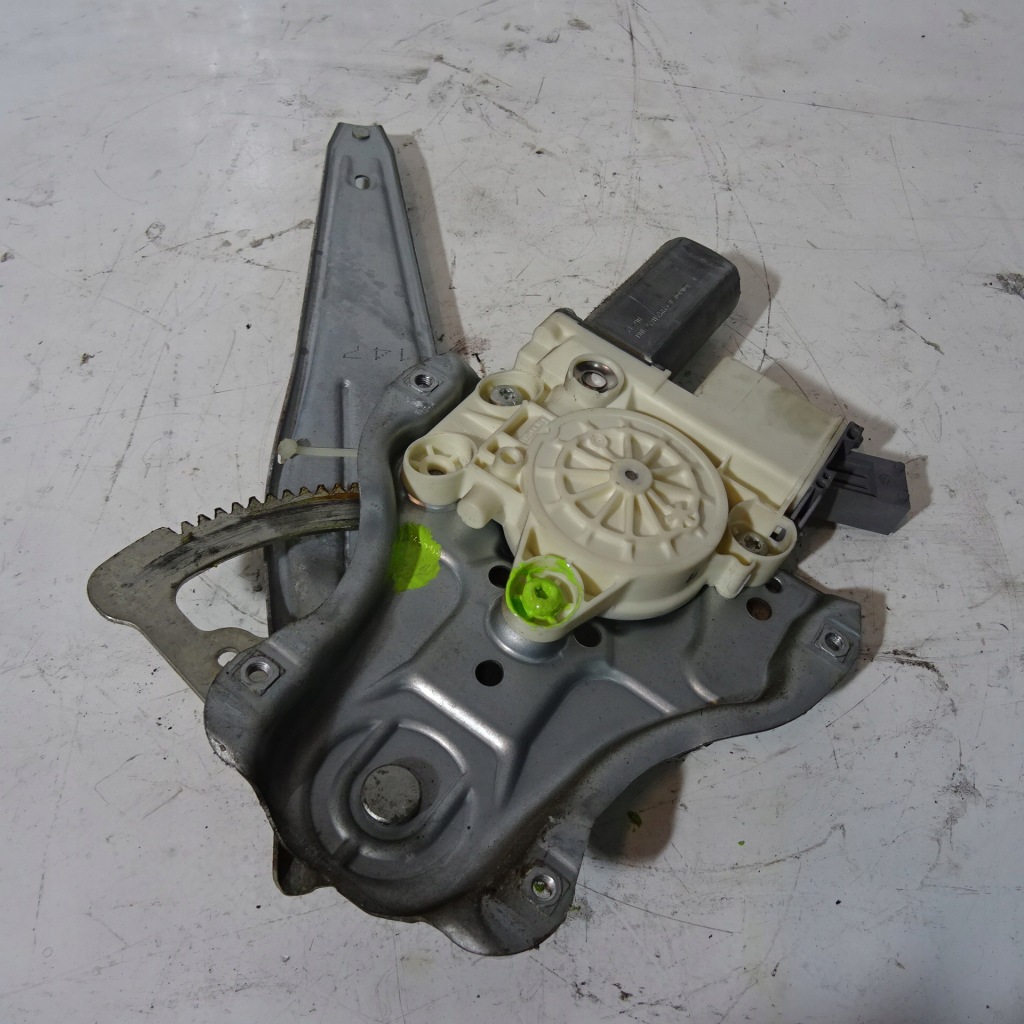 фото №1, Toyota avensis t27 sedan підйомник вікон задня правий