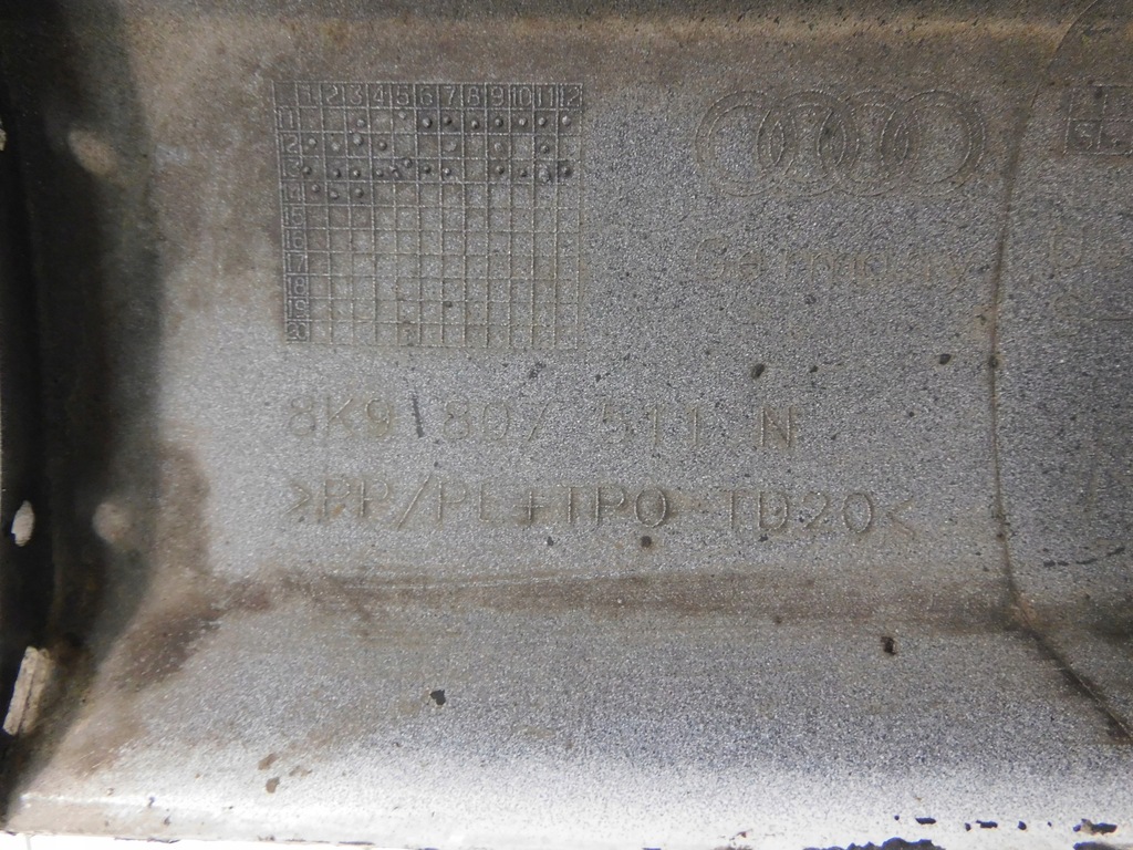 фото №15, Audi a4 b8 kombi s-line lift бампер задний 8k9807511n kompletny