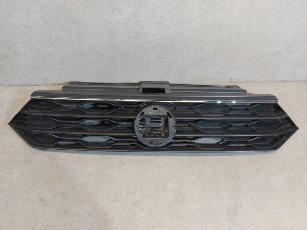 фото №1, Решётка радиатора решётка радиатора vw 2ga t-roc 2ga853651e оригинал