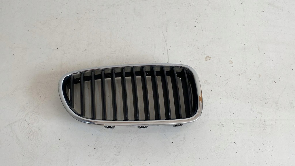 фото №1, Bmw 5 f10 f11 решётка радиатора решётка радиатора решётка радиатора правая 09-17 7200728