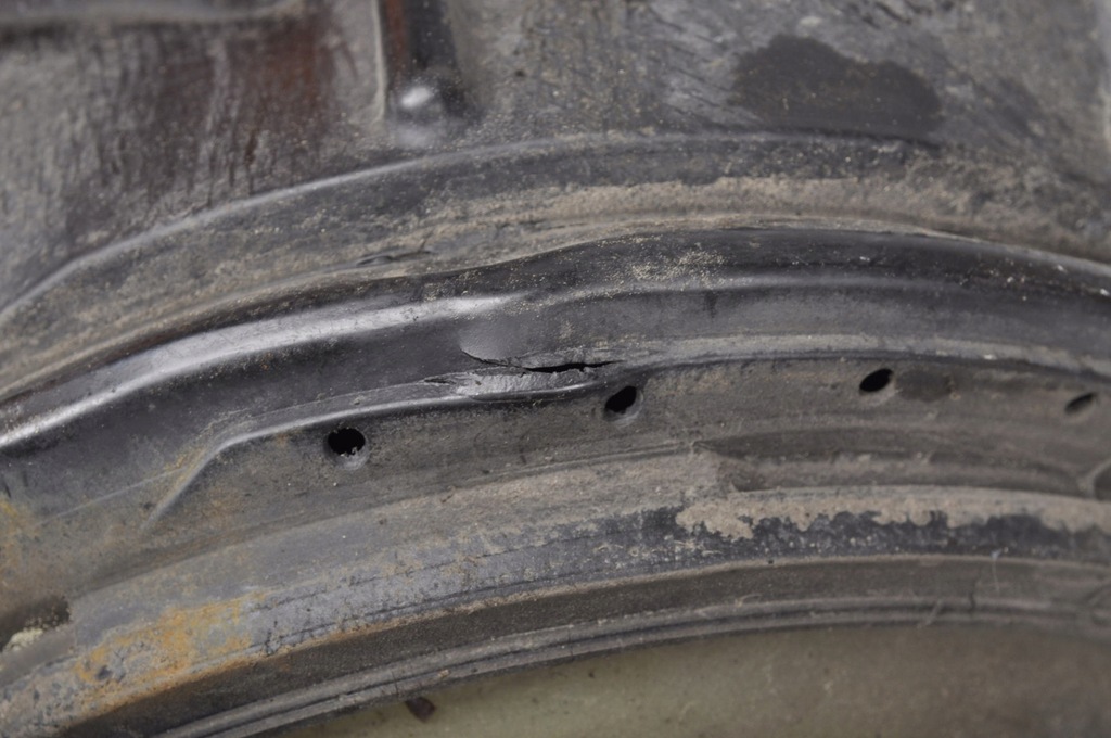 фото №9, Mercedes w212 amg подушка подвеска правая