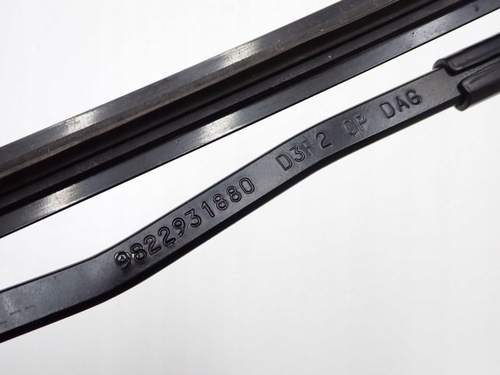 фото №8, Рычаг щетка дворники правое europa 9822931880 opel corsa f 24r