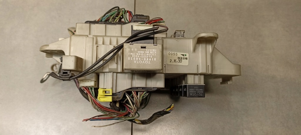 фото №4, Коробка предохранителей toyota rav 4 ii d4d