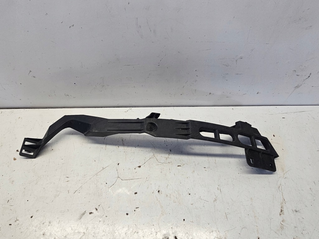 фото №1, Opel astra j lift направляющая pod фара правый перед передний оригинал