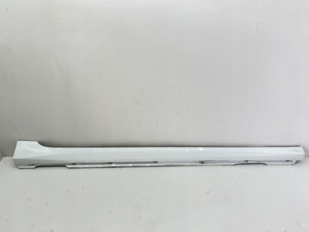 фото №1, Audi a6 c8 4k0 молдинг поріг права 4k0853856